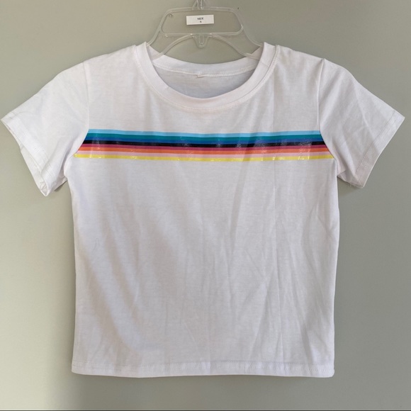 Urban Outfitters Tops - 💙NWOT Cropped T Size XS